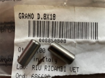 008850808 Crankshaft nose dowel