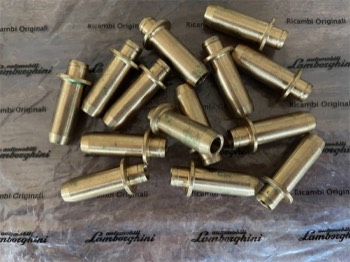 001204414/A Valve guide